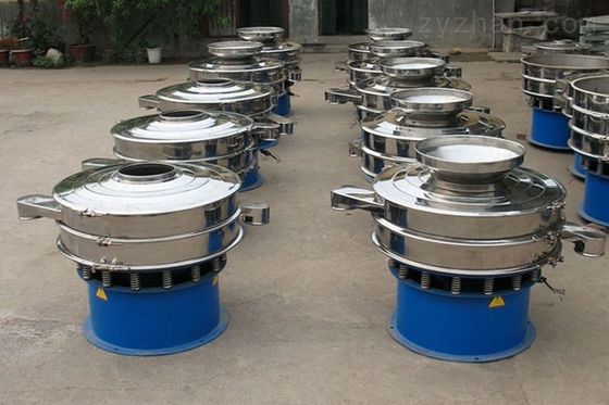 A máquina circular giratória da tela de vibração pulveriza o revestimento peneirando a máquina